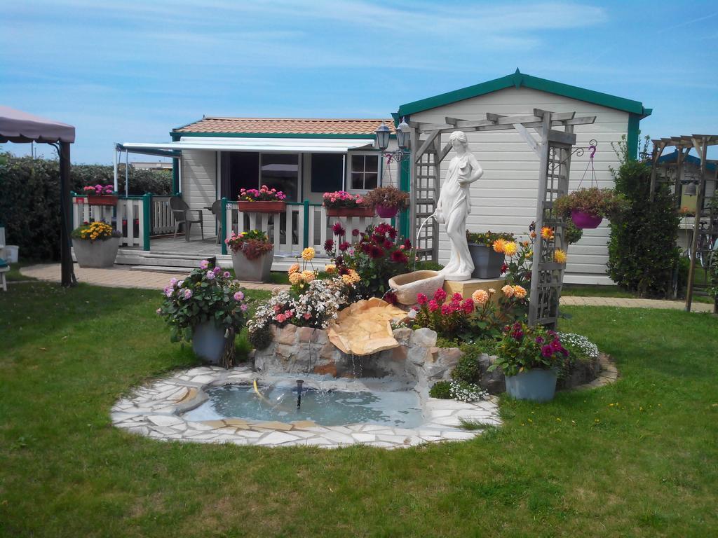 Hotellerie De Plein Air Belle Dune Berck エクステリア 写真