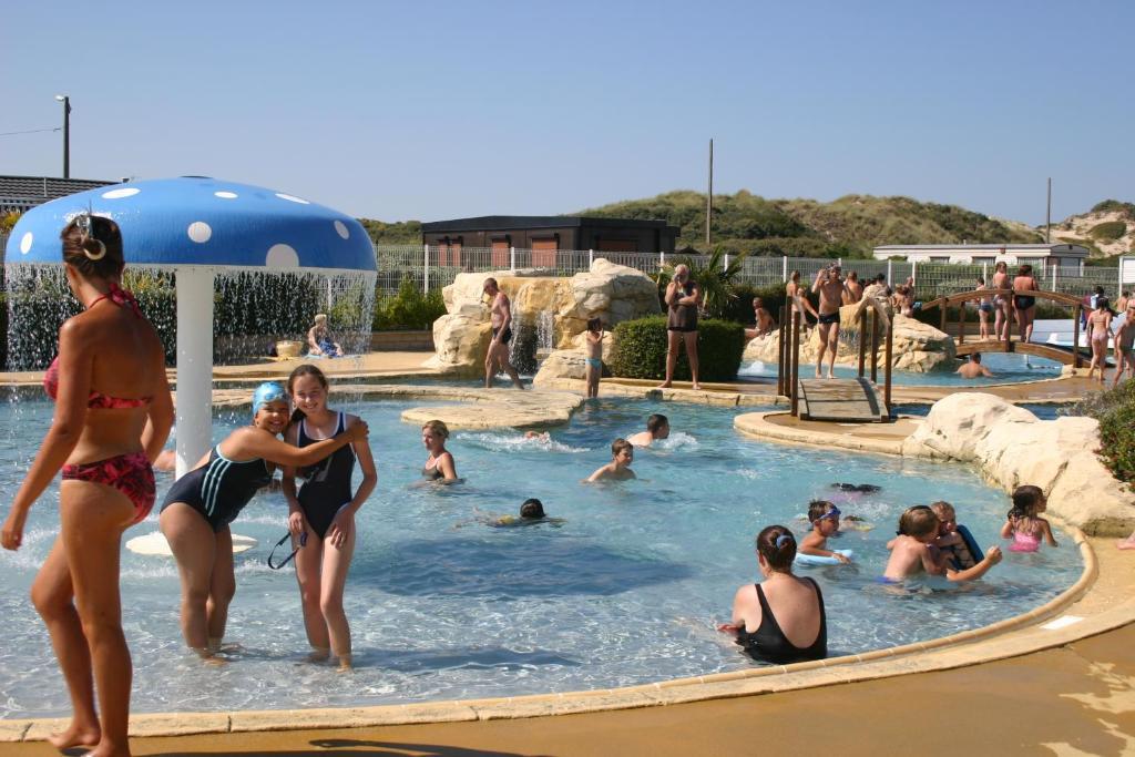 Hotellerie De Plein Air Belle Dune Berck エクステリア 写真